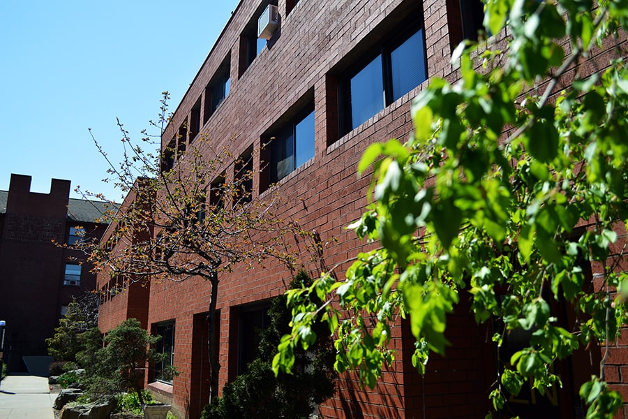 Maggie Mo First-Year Houses